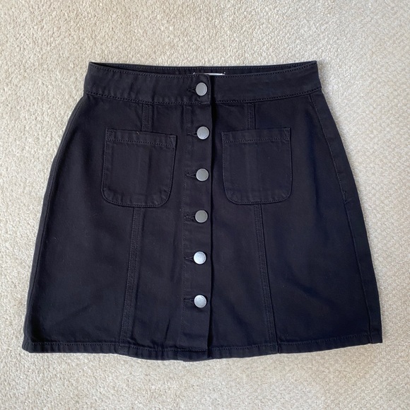 BLACK BUTTON DENIM JEAN SKIRT - Picture 2 of 4